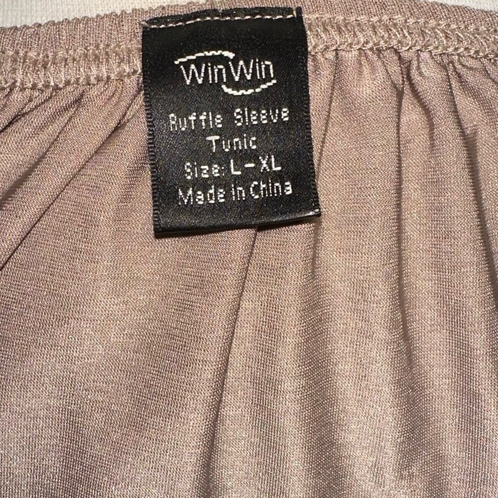 WinWin Ruffle Sleeve Tunic - Picture 5 of 5